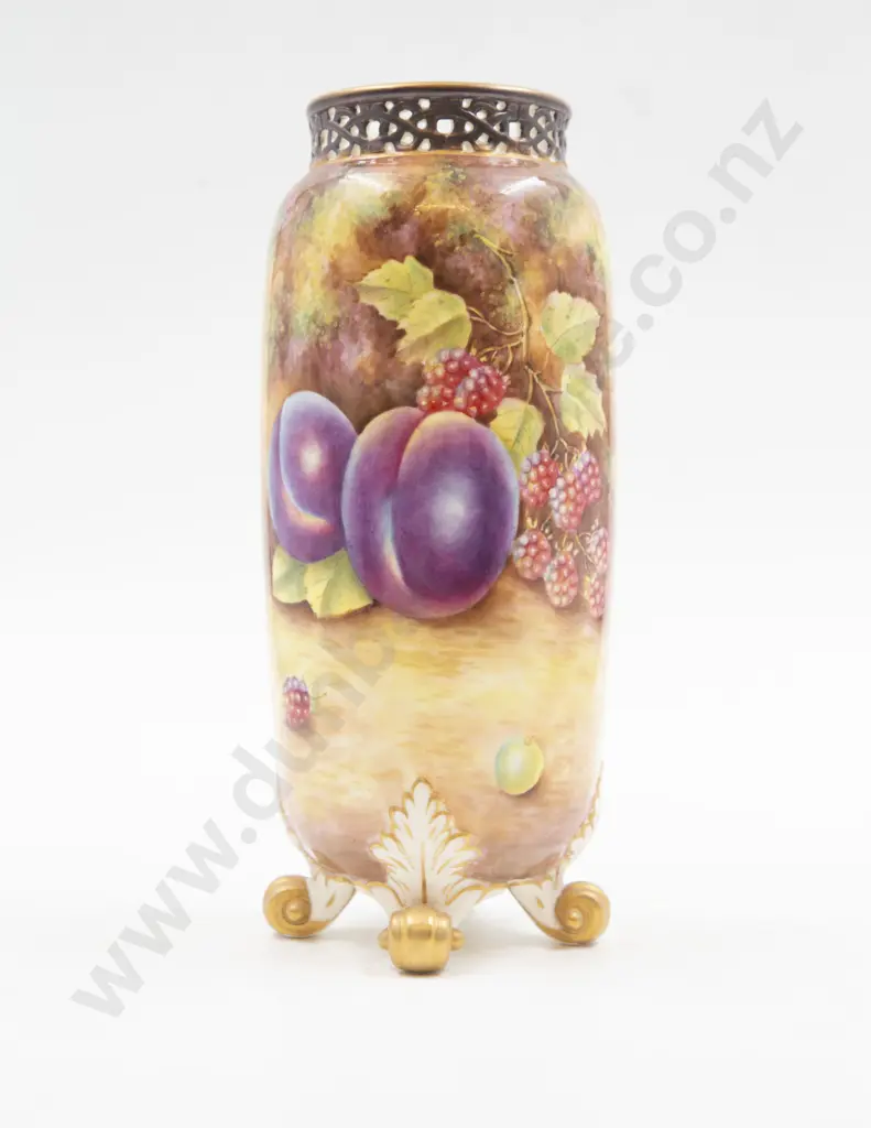 RW Cylindrical Vase Image 1++