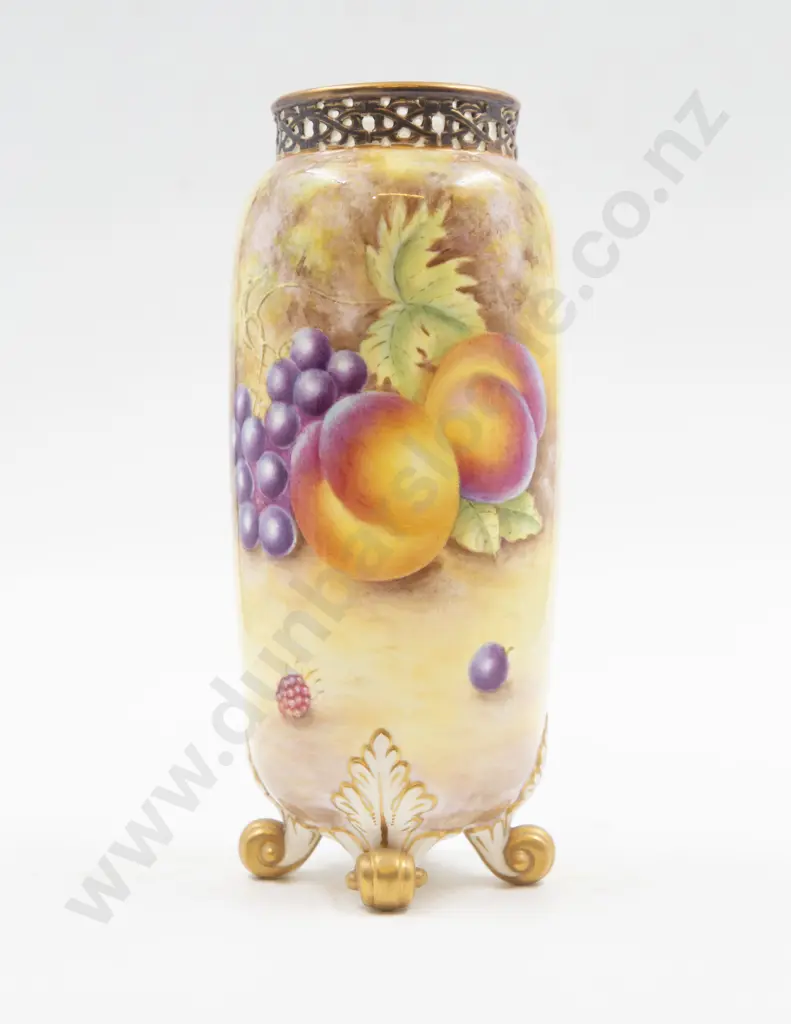 RW Cylindrical Vase Image 1++