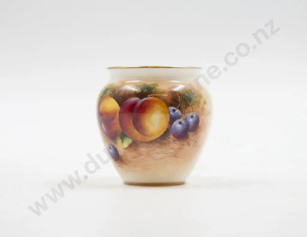 RW Baluster Posy Pot Image 1++