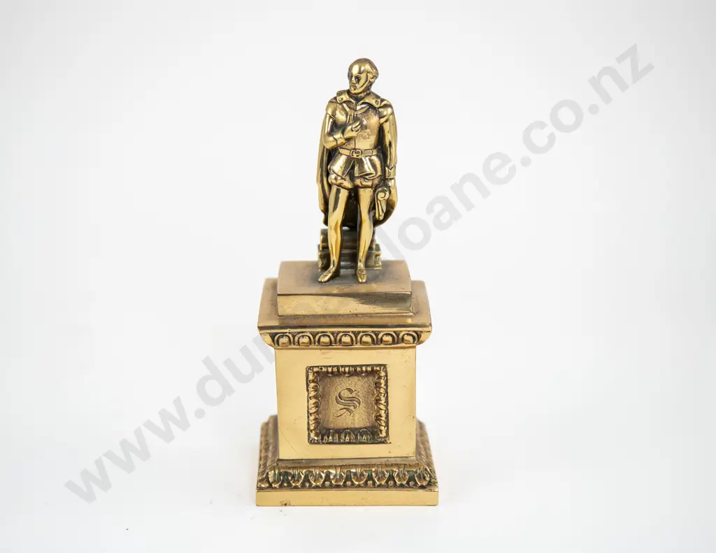 Small Cast Gilt Bronze Figure Of William Shakespeare Image 1++