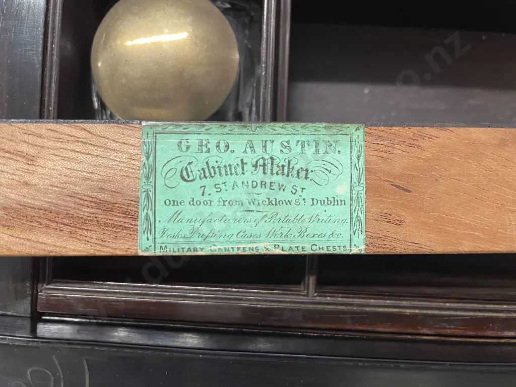 Attractive C19th Coromandel Wood Portable Writing Box By George Austin of Dublin Image 1++