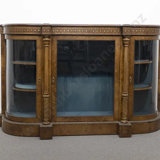 A Fine Quality Vict Figured Walnut & Gilt Metal Mounted Credenza