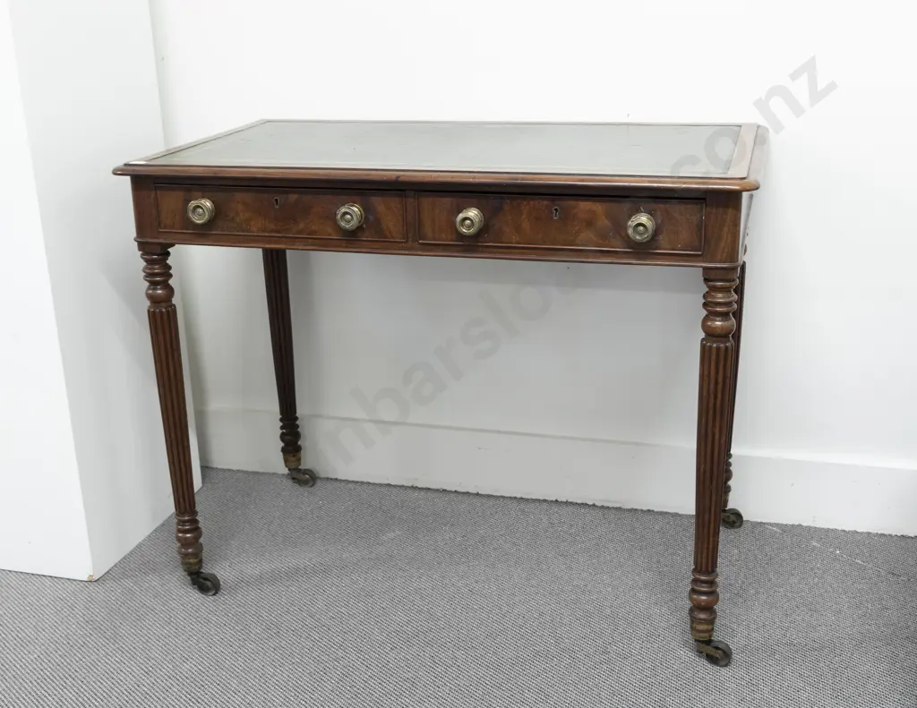 A Fine Quality Geo IV Mahogany Writing Table In The Manner Of Gillows Image 1++