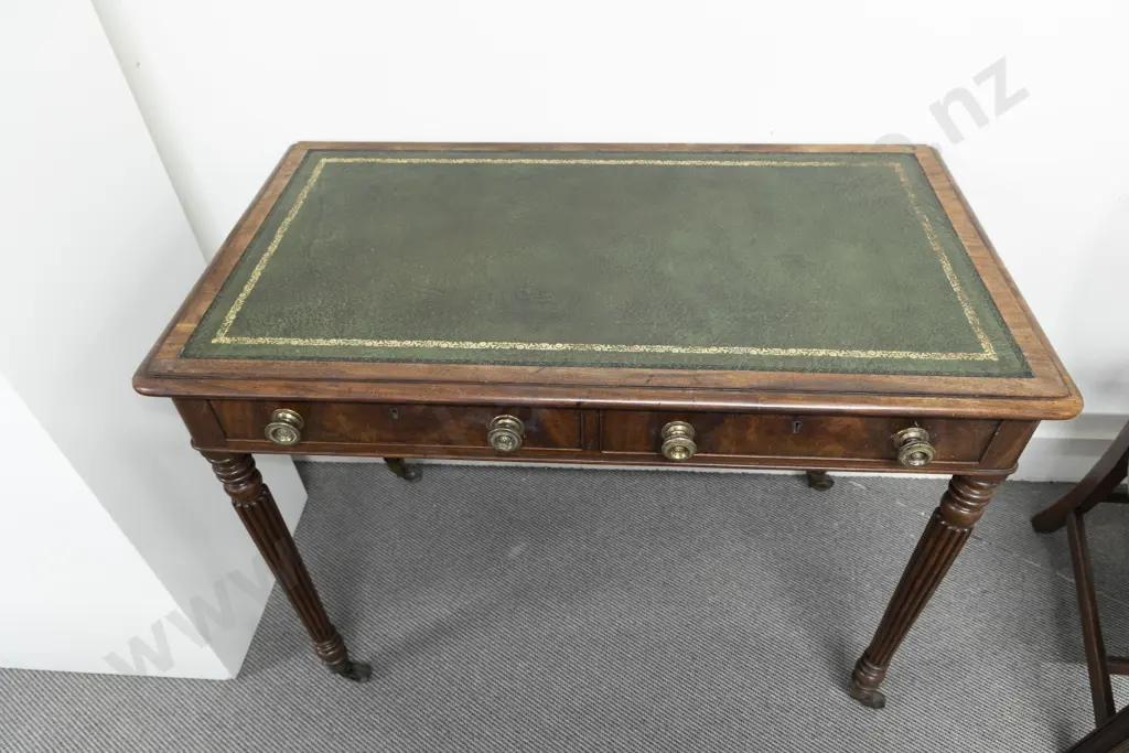 A Fine Quality Geo IV Mahogany Writing Table In The Manner Of Gillows Image 1++