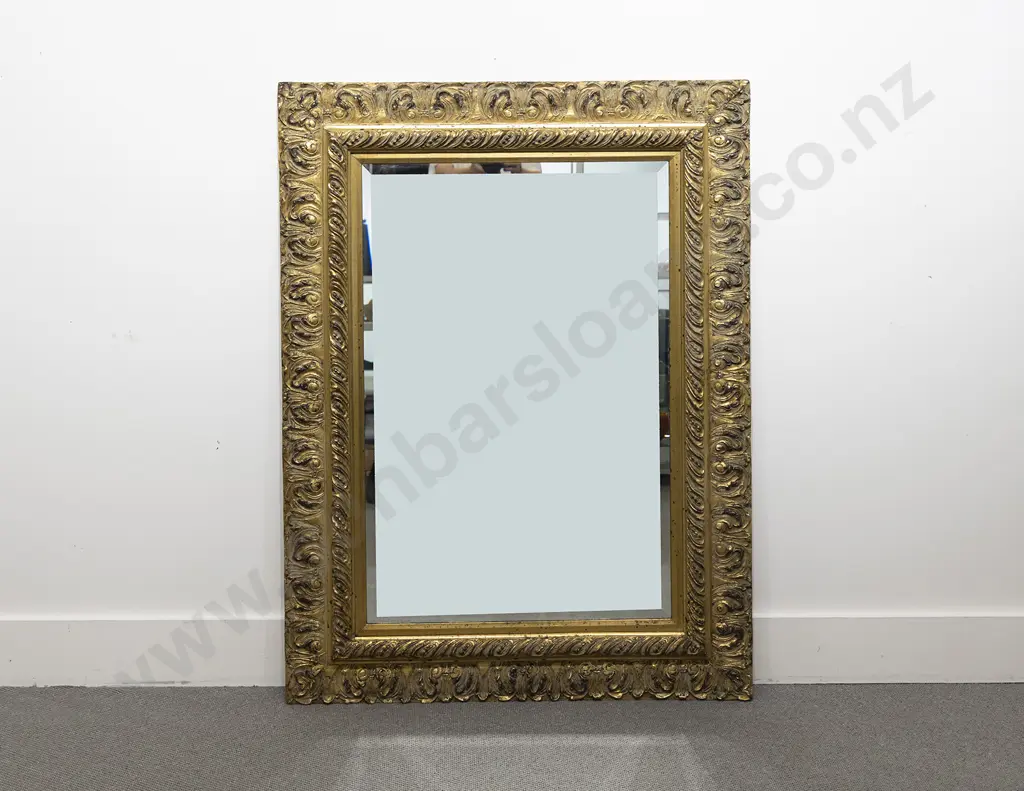 Giltwood Oblong Wall Mirror Image 1++