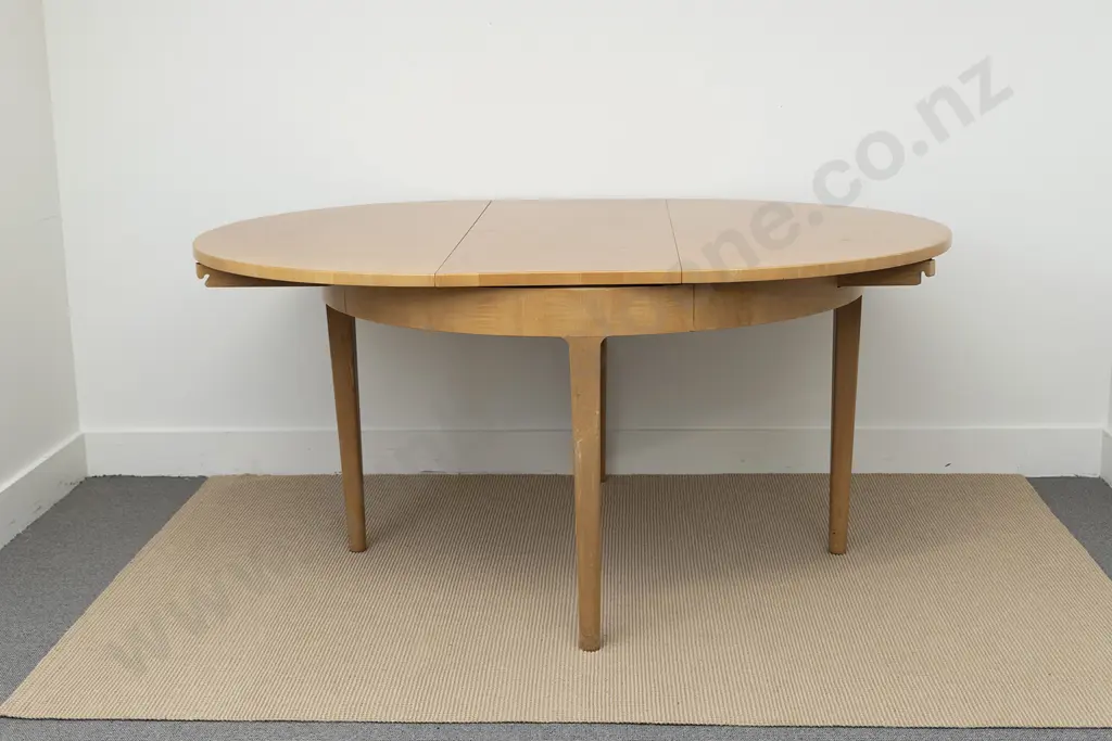Ernst Plishke Circular Extension Dining Table & Six Chairs Image 1++