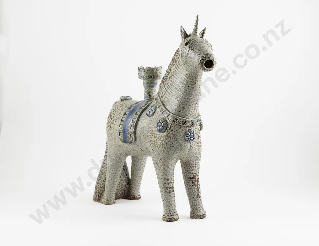 Juliet Peter Unicorn Candleholder Image 1++