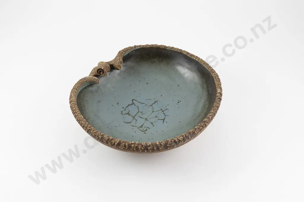 Len Castle Lipped Bowl Image 1++