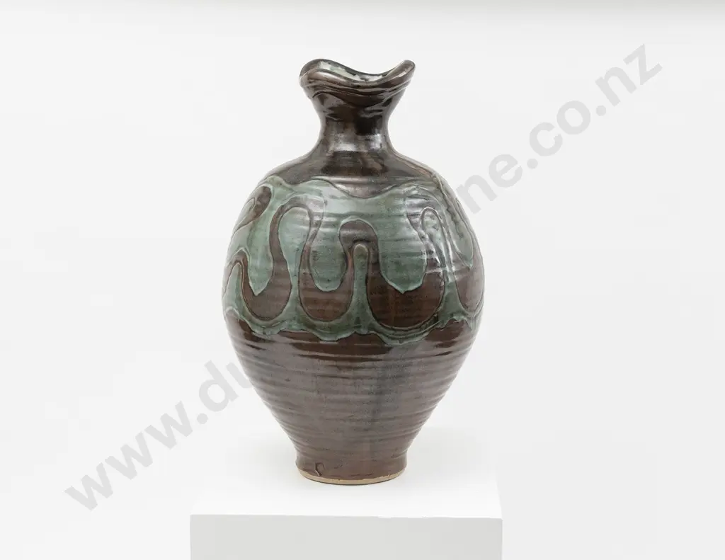 Large Mirek Smisek Floor Pot Image 1++