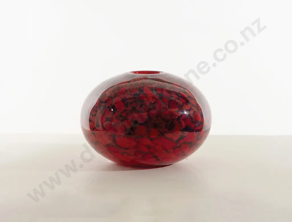Garry Nash Compressed Ovoid Vase Image 1++