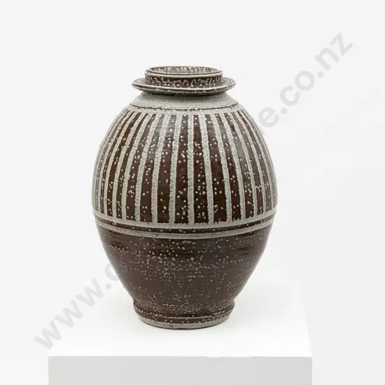 Roy Cowan Floor Pot