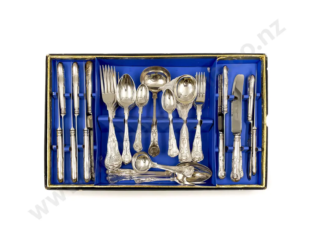 Boxed Set of King's Plate Cutlery Image 1++