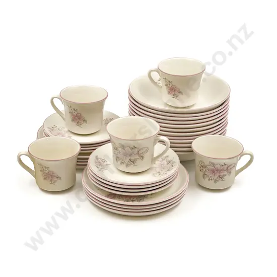 Crown Lynn "Jasmine Flower" Part Dinner Set