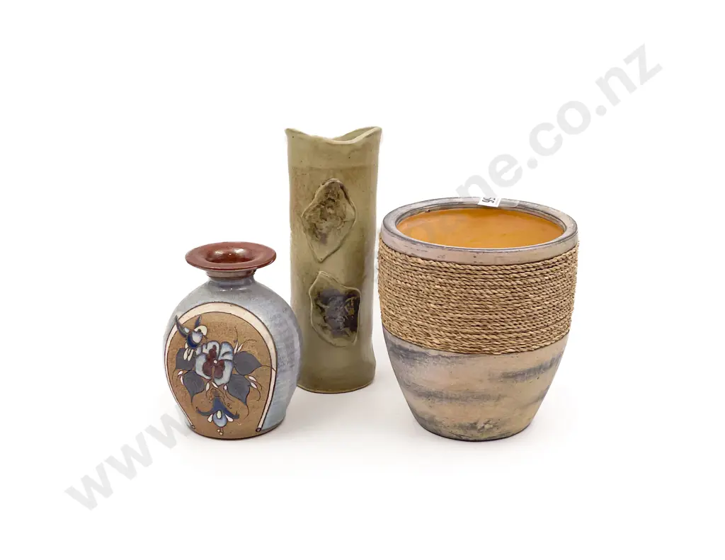 Three Pieces of Assorted Pottery Image 1++