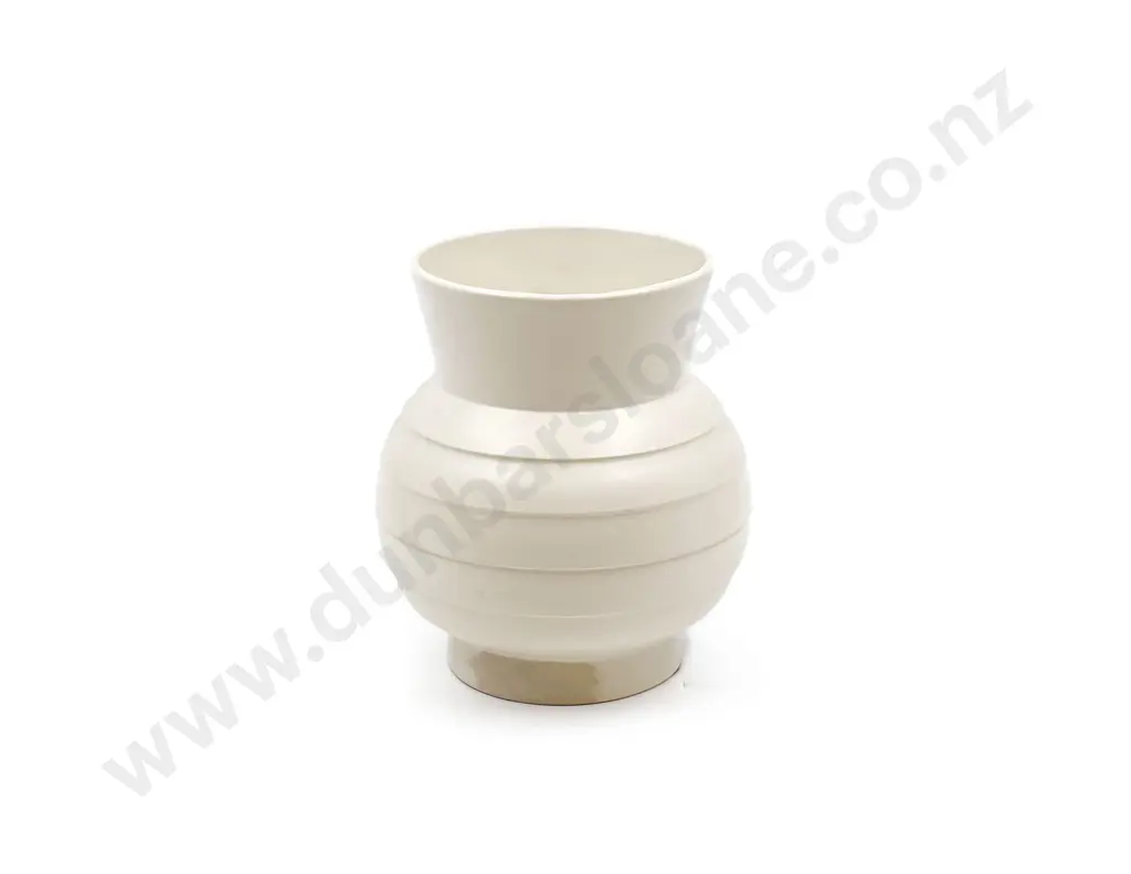 Crown Lynn Vase (a/f) Image 1++
