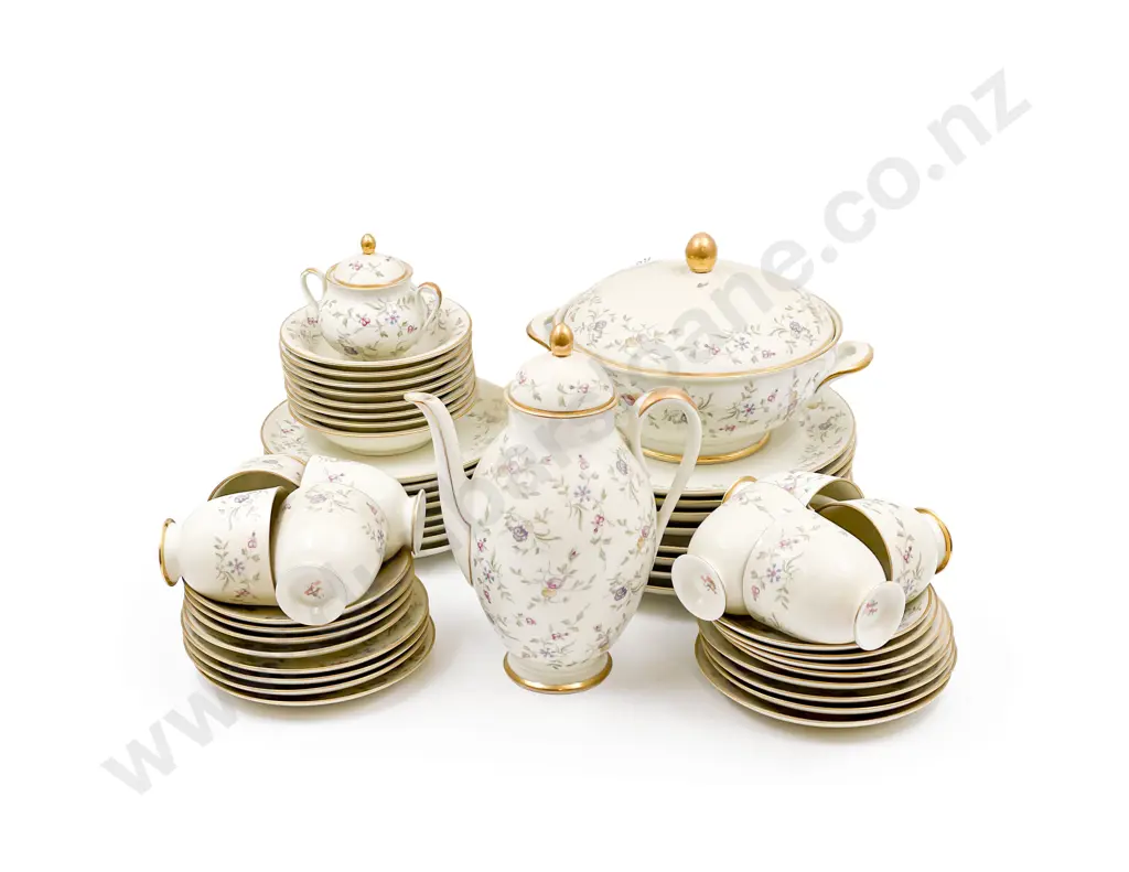 Forstenberg Fancy China Part Dinner Set Image 1++