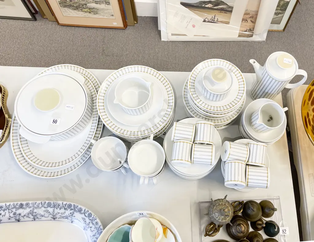 Thomas Part Dinner Set Image 1++
