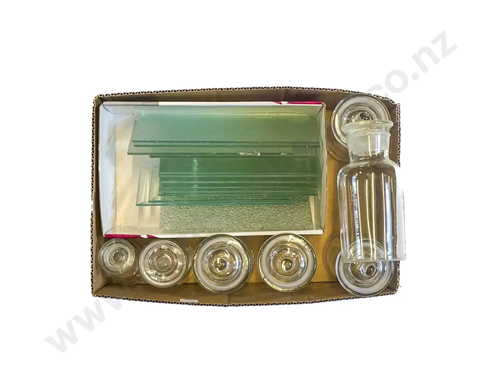 Qty of Vintage Glass Panels and Jars etc. Image 1++