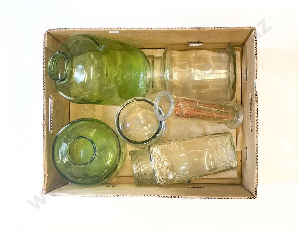 Qty of Assorted Vintage Glass Jars Image 1++