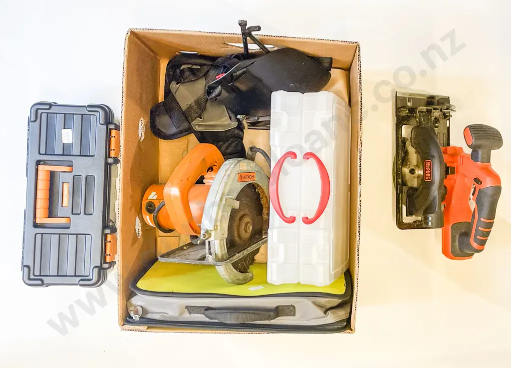Two Angle Grinders and Assorted Image 1++