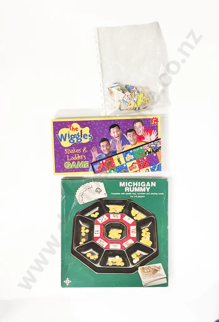 Box Qty of Assorted Vintage Board Games and Puzzles etc. Image 1++