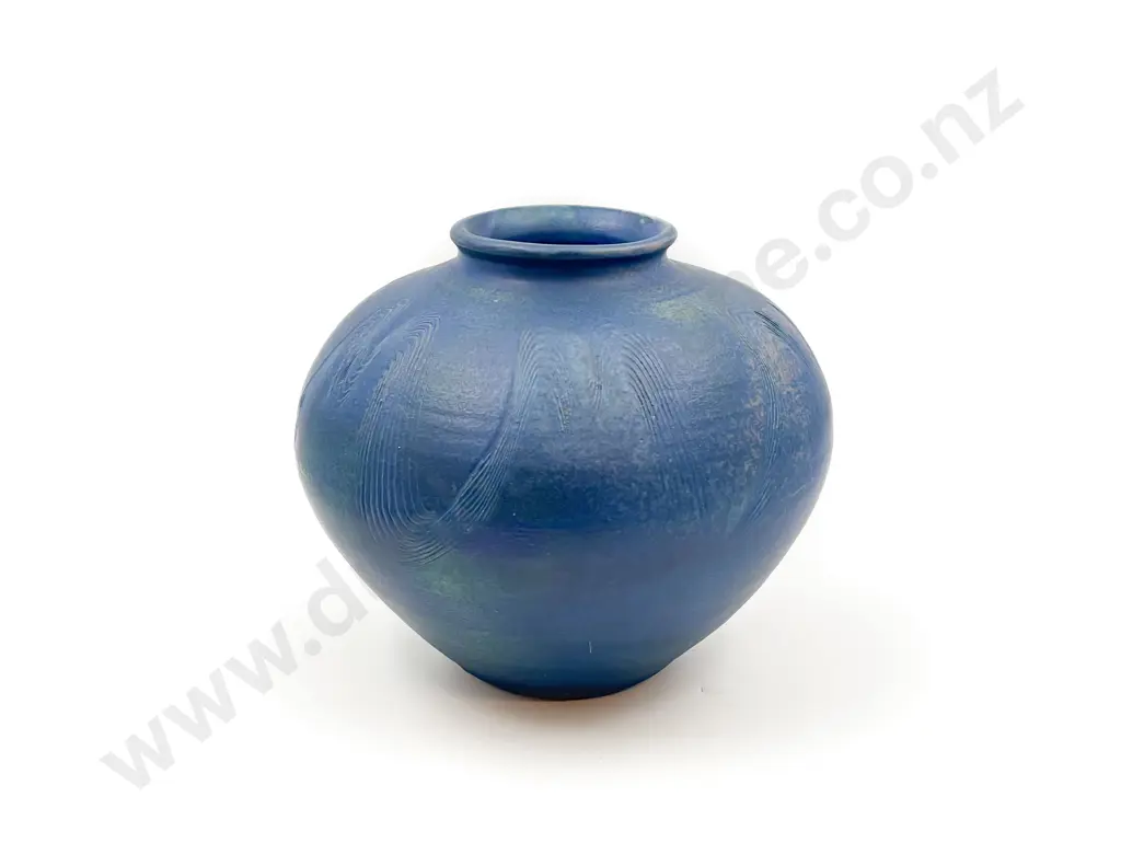 Barry Doyle Pottery Vase Image 1++