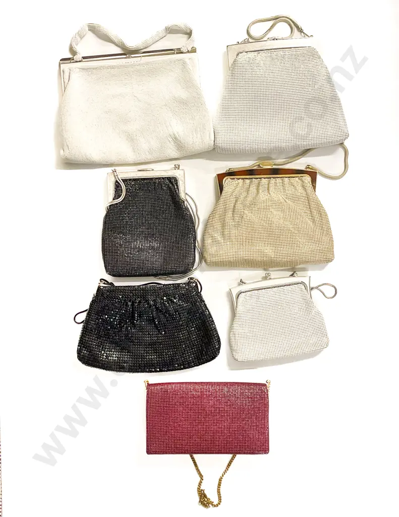 Qty of Assorted Vintage Beaded Purses etc. Image 1++