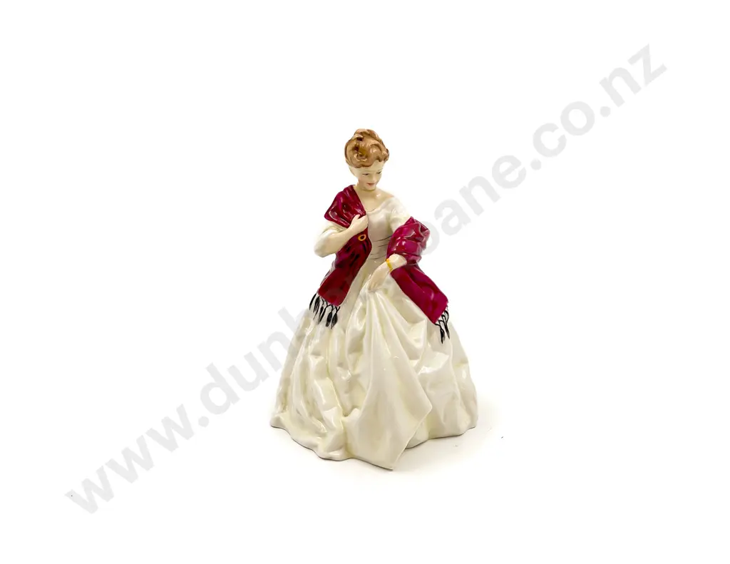 Royal Worcester Figure "First Dance" Image 1++