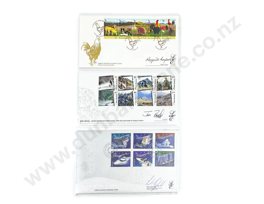 NZ Three Souvenir Covers with Signatures Image 1++
