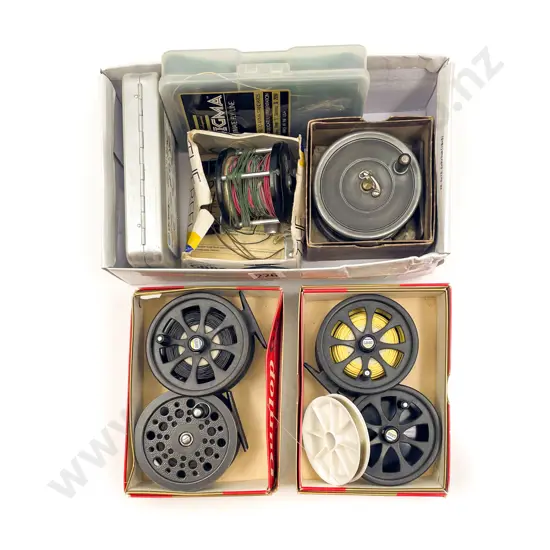Six Assorted Vintage Fishing Reels together with Accessories
