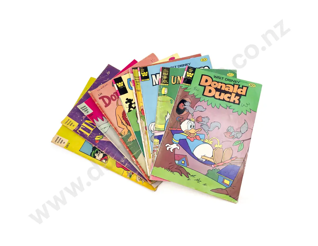 Ten Assorted Vintage Walt Disney Comics Image 1++