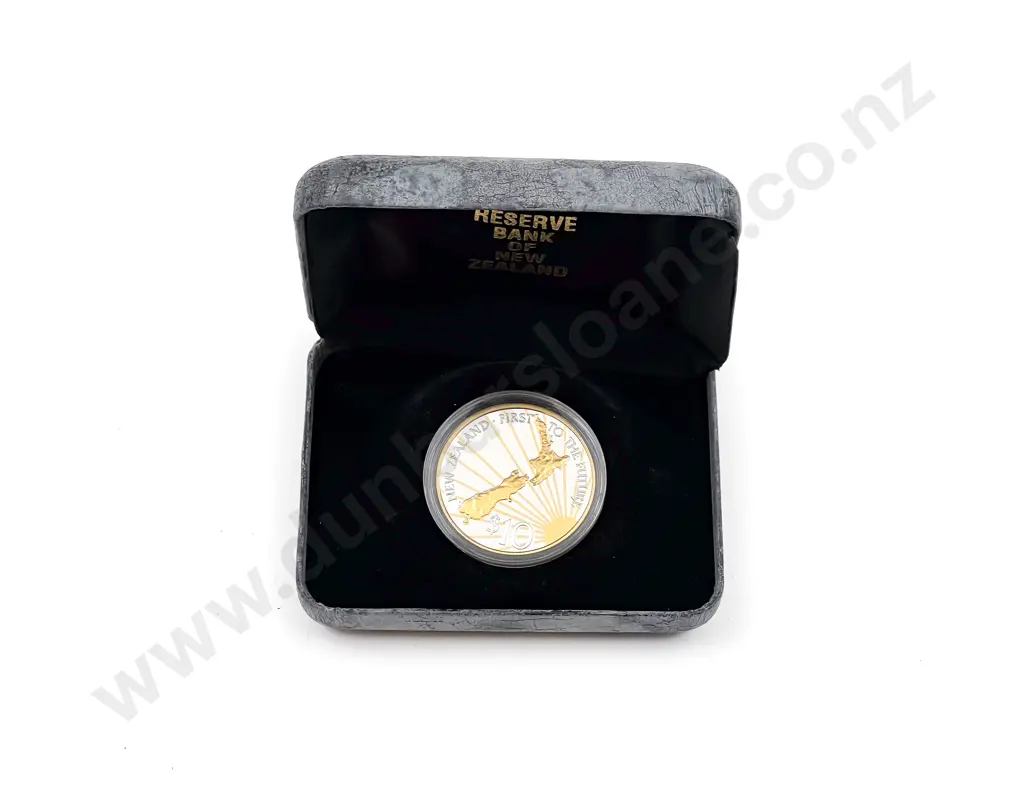 NZ 2000 Millennium Proof Ten Dollar Coin Image 1++