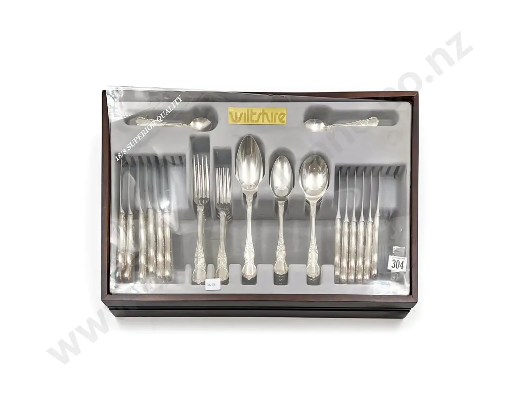 Boxed Wiltshire Plated Cutlery Set Image 1++