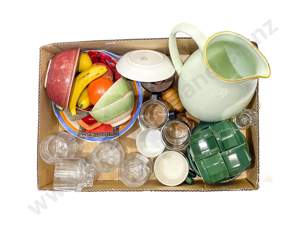 Box Quantity Of Kitchenalia Image 1++