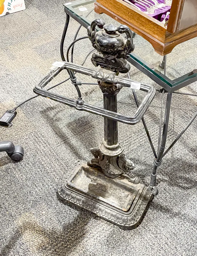 Wrought Metal Stick Stand Image 1++