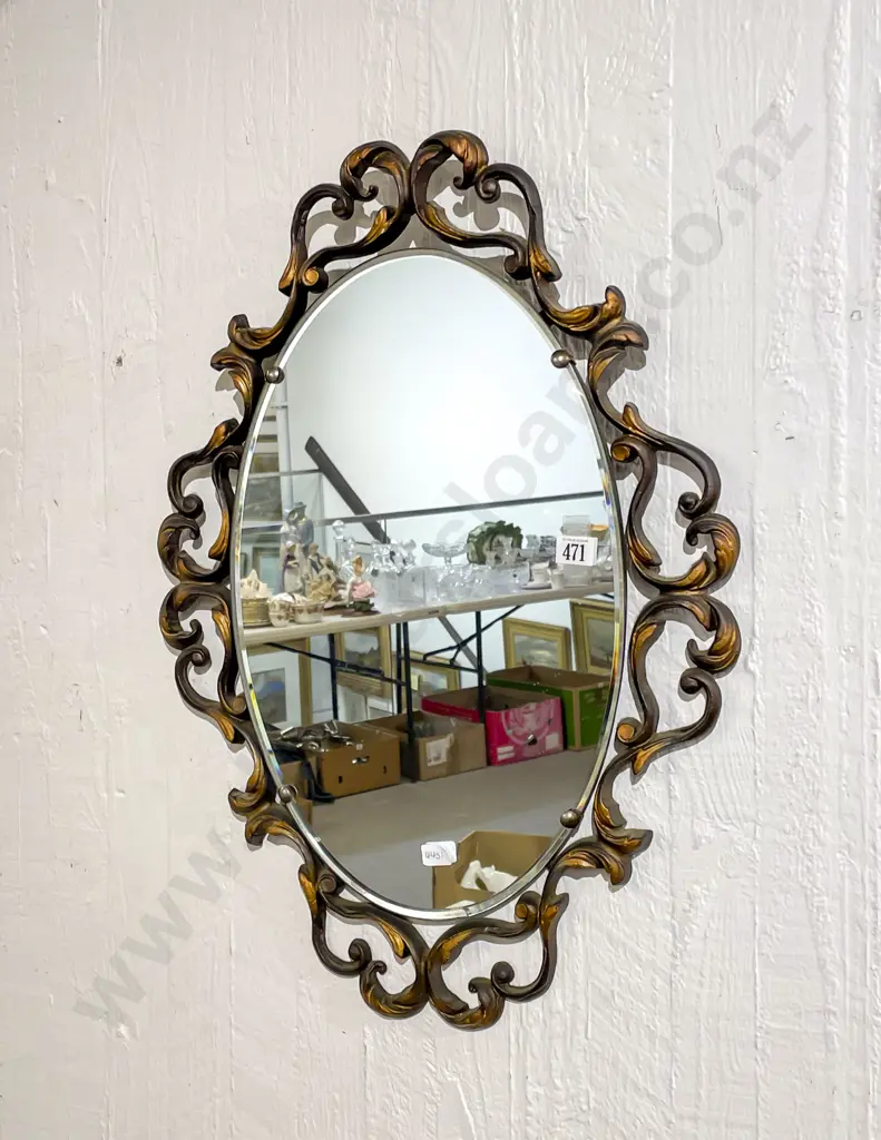 Bevel Edged Oval Wall Mirror Image 1++