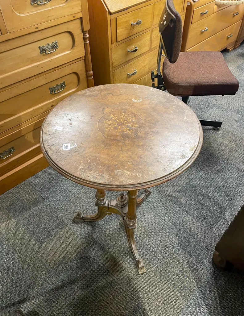 Inlaid Circular Side Table Image 1++