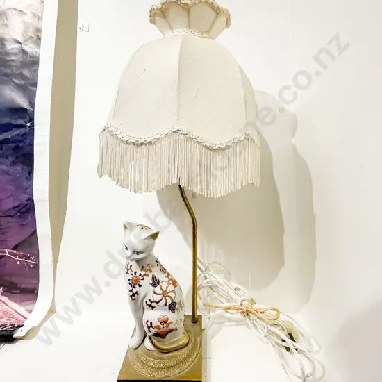 Brass and Cat Form Table Lamp