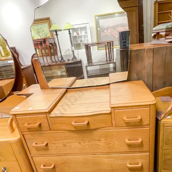 Oak Dressing Chest