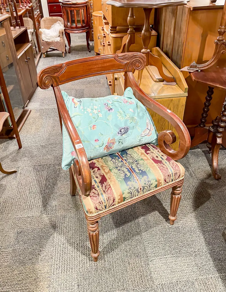 Mahogany Roll Arm Chair Image 1++