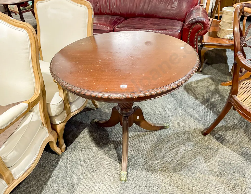 Mahogany Centre Table with Rope Twist Edge Image 1++
