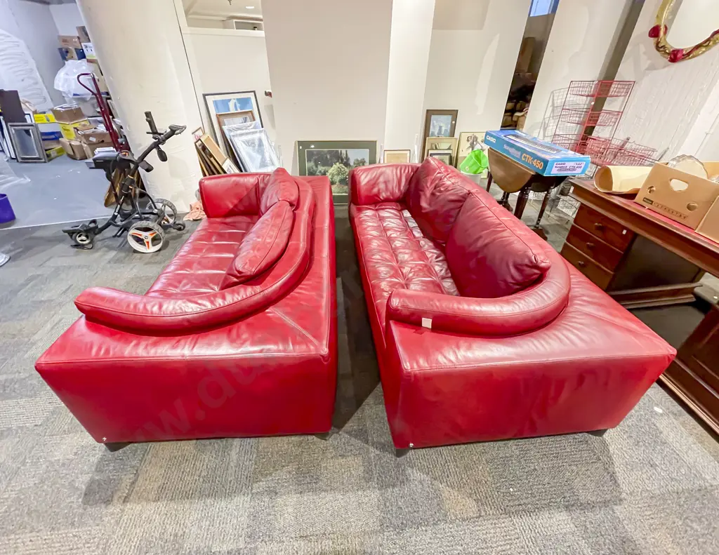 Natuzzi Two Piece Leather Lounge Suite Image 1++