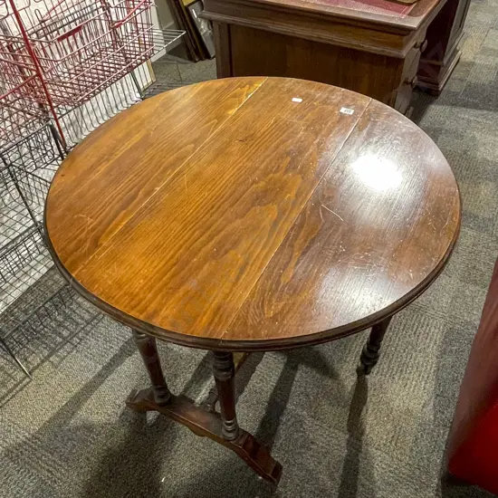 Drop Leaf Gate Leg Oval Table