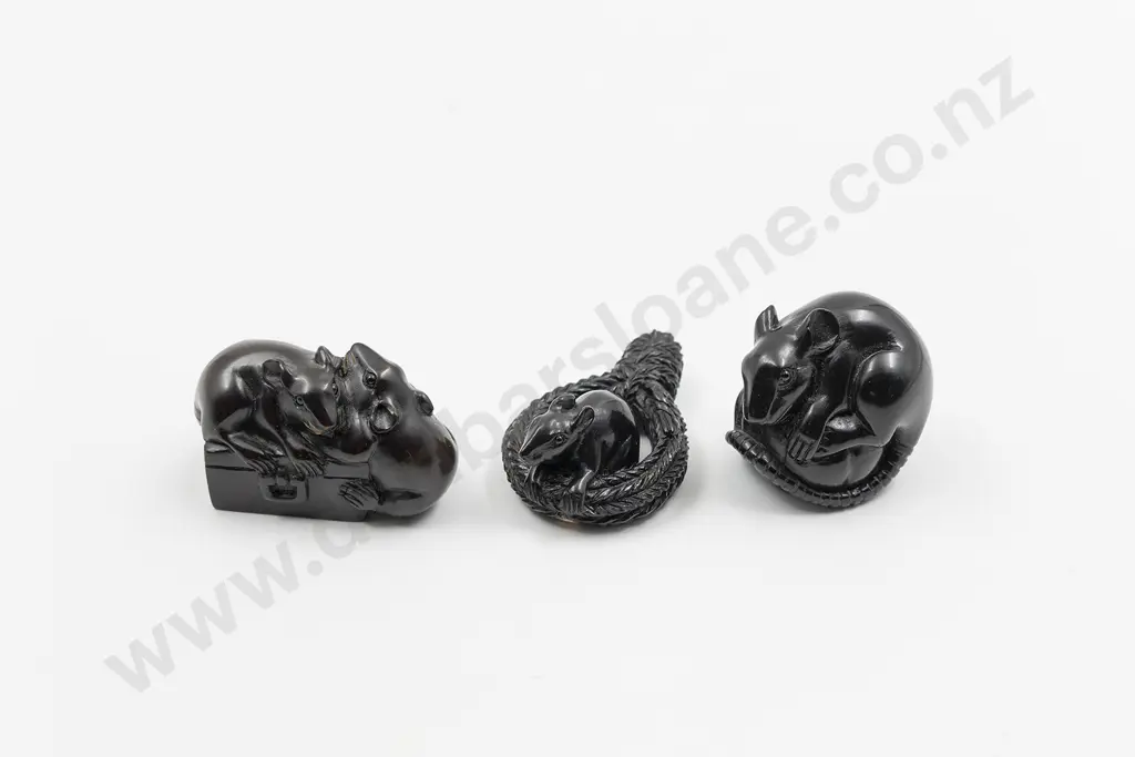 Three Japanese Wood Netsuke Image 1++