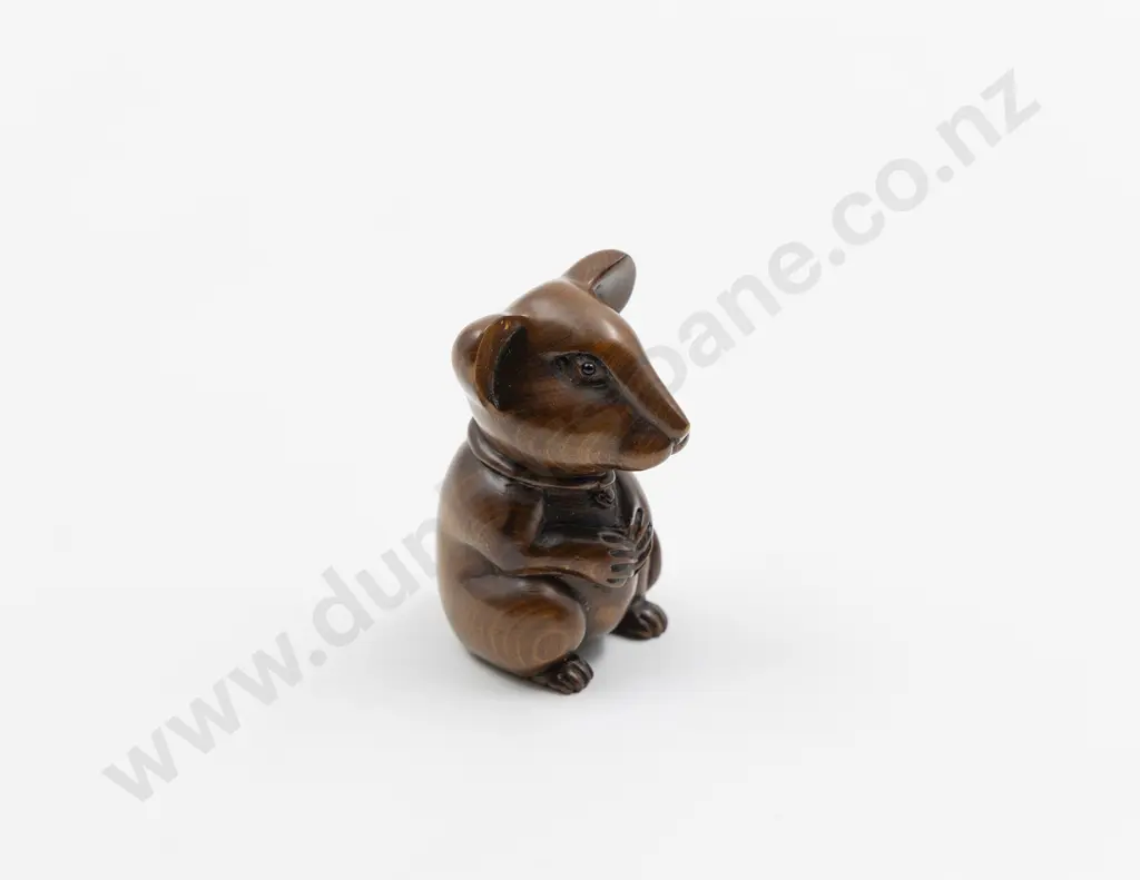 Japanese Carved Wood Netsuke Of A Mouse Image 1++