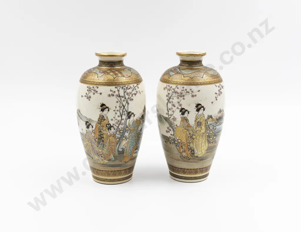 A Pair Of Satsuma Meiji Period Vases by Ryokuzan For The Yasuda Company Image 1++