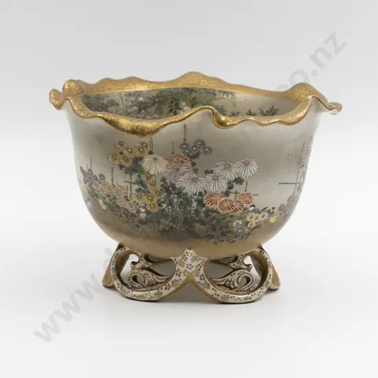 A Fine Meiji Period Satsuma Jardinière by Kinkozan