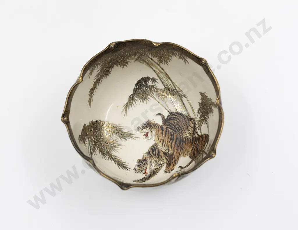 A Japanese Meiji Period Satsuma Bowl by Kozan Image 1++