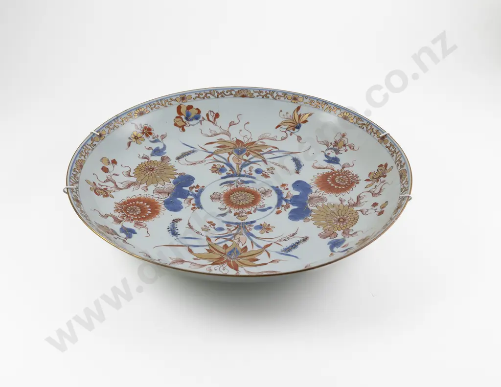A Large Chinese Imari Kangxi Porcelain Circular Dish Image 1++