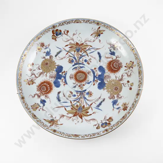 A Large Chinese Imari Kangxi Porcelain Circular Dish